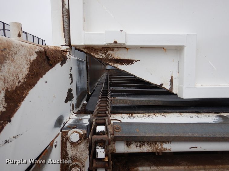 image for item DI0008 2017 Aulick 38572 live bottom silage trailer