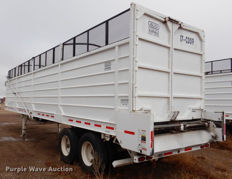 image for item DI0009 2017 Aulick 38672 live bottom silage trailer