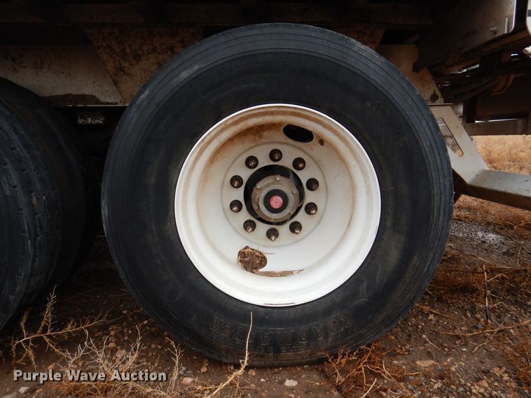 image for item DI0009 2017 Aulick 38672 live bottom silage trailer
