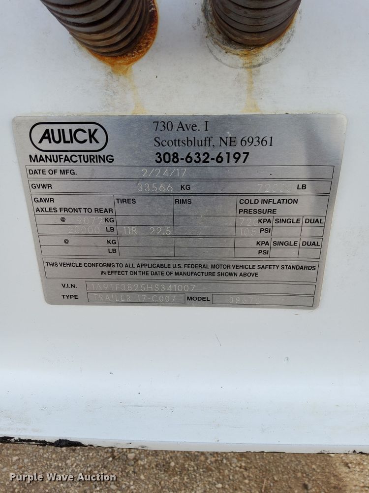 image for item DI0010 2017 Aulick 38672 live bottom silage trailer