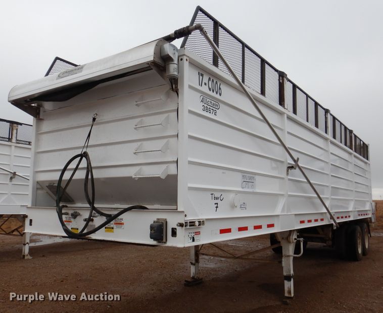 image for item DI0012 2017 Aulick 38672 live bottom silage trailer