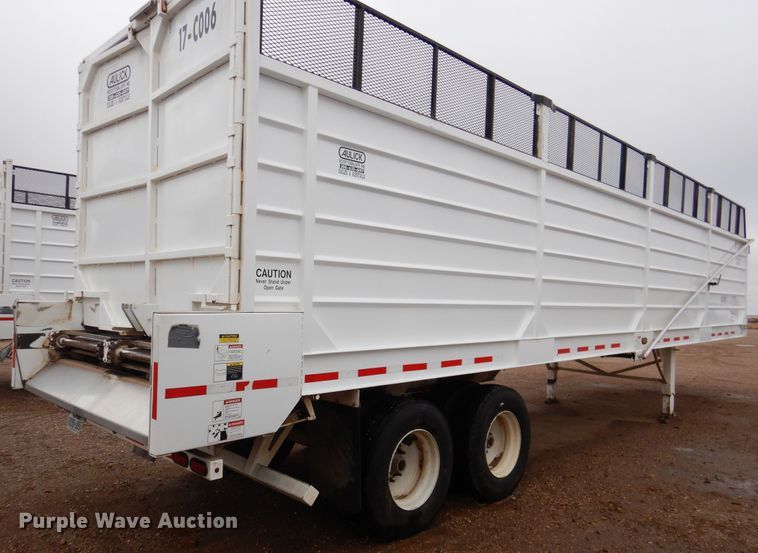 image for item DI0012 2017 Aulick 38672 live bottom silage trailer