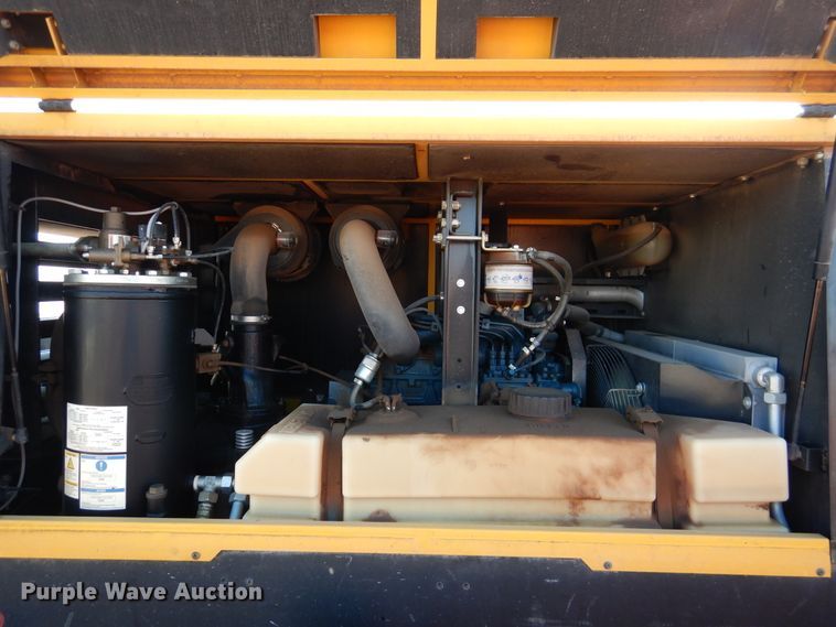 image for item DI0013 2000 Utility trailer