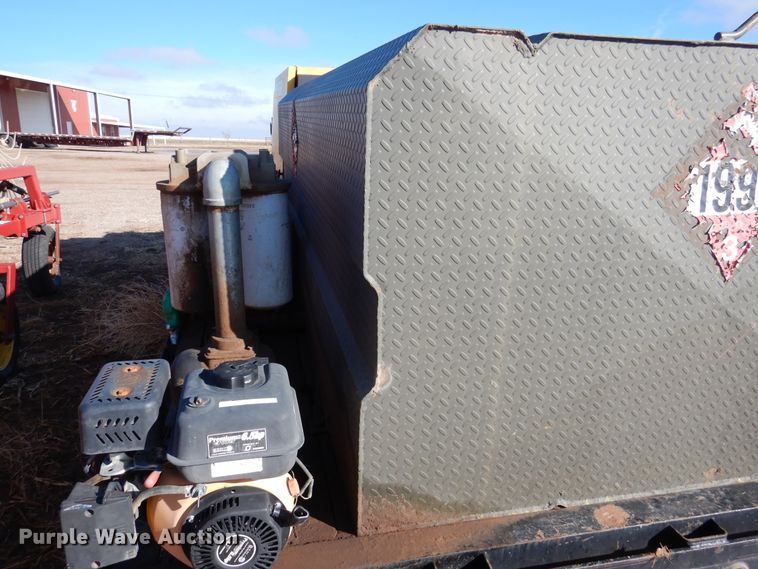 image for item DI0013 2000 Utility trailer