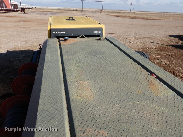 image for item DI0013 2000 Utility trailer