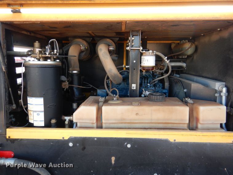 image for item DI0014 2000 Utility trailer