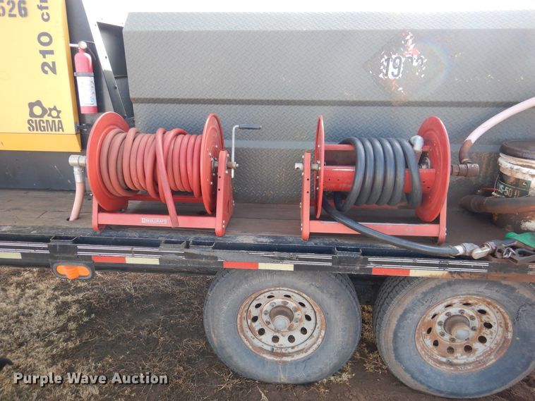 image for item DI0014 2000 Utility trailer