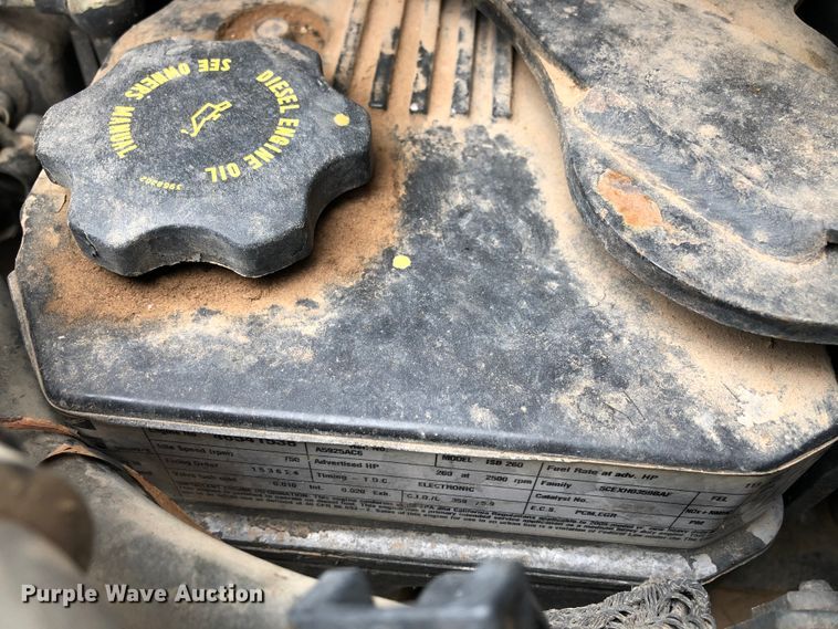 image for item DI0015 2006 Ford F650 Super Duty service truck with crane