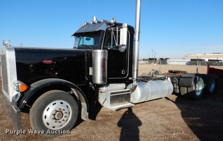 image for item DI0016 1996 Peterbilt 379 semi truck