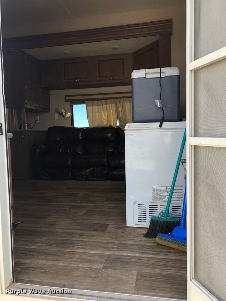 image for item DI0018 2016 Recreation by Design Royal Travel camper