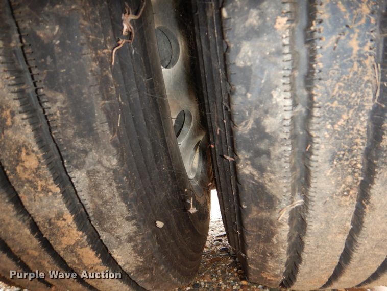 image for item DI2445 2018 Timpte double hopper bottom grain trailer