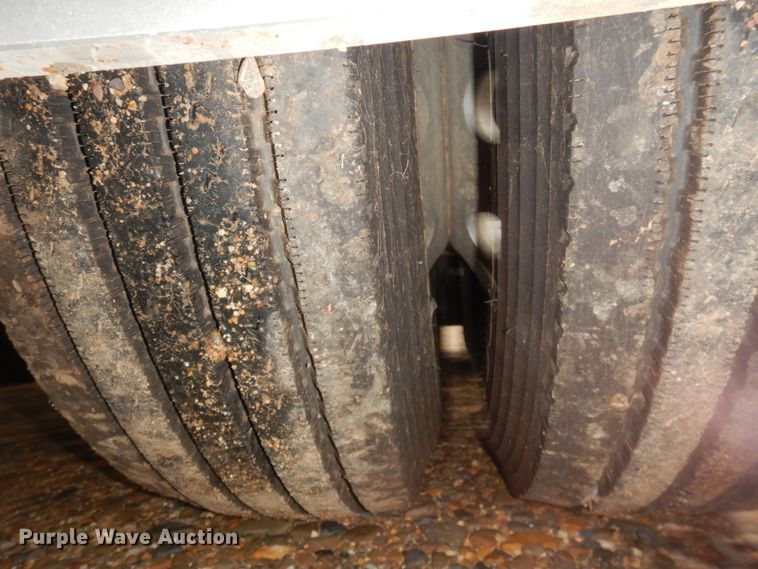 image for item DI2445 2018 Timpte double hopper bottom grain trailer