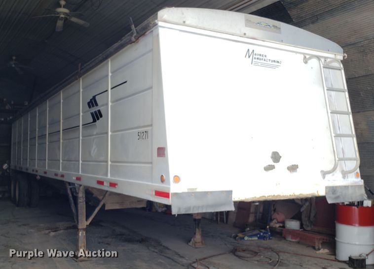 image for item EZ9046 2005 Maurer double hopper bottom grain trailer