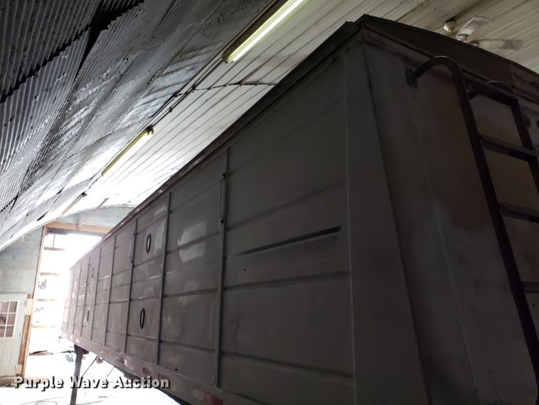 image for item EZ9046 2005 Maurer double hopper bottom grain trailer