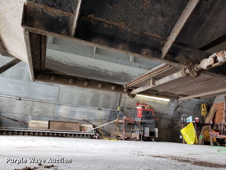 image for item EZ9046 2005 Maurer double hopper bottom grain trailer