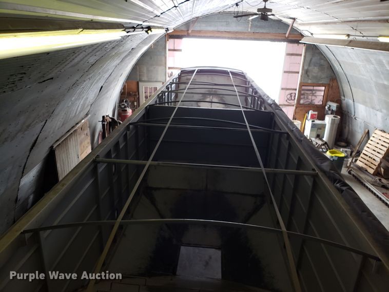 image for item EZ9046 2005 Maurer double hopper bottom grain trailer