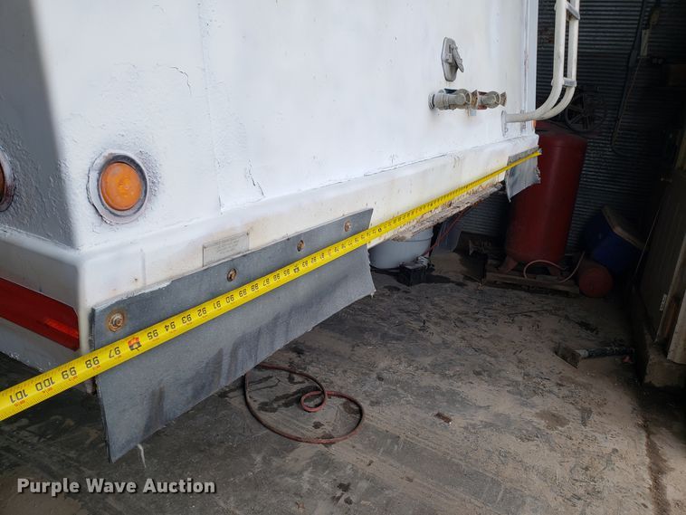 image for item EZ9046 2005 Maurer double hopper bottom grain trailer