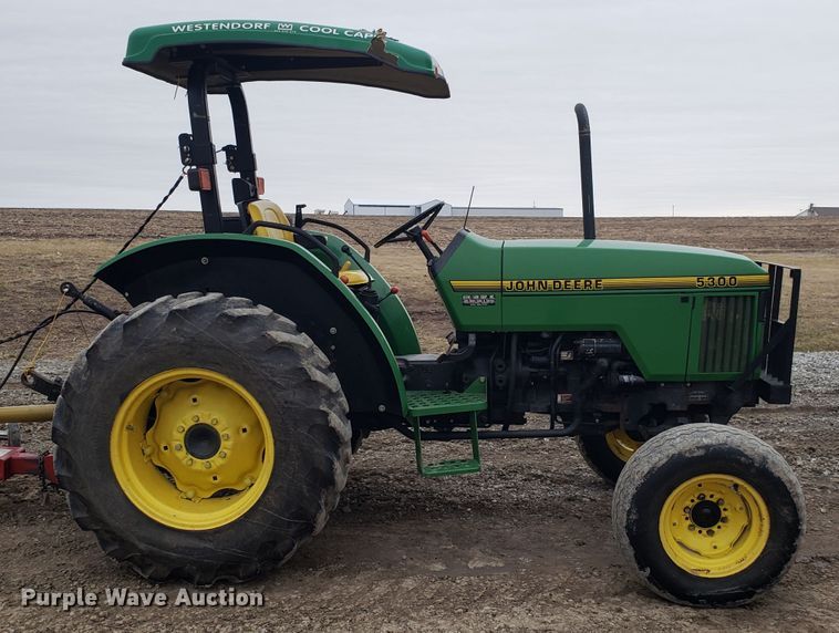 image for item EZ9066 1997 John Deere 5300 tractor