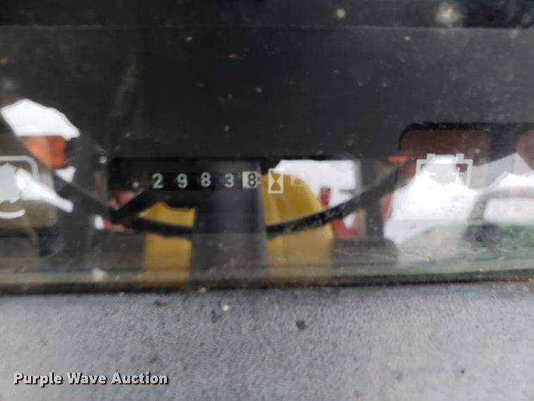 image for item EZ9066 1997 John Deere 5300 tractor