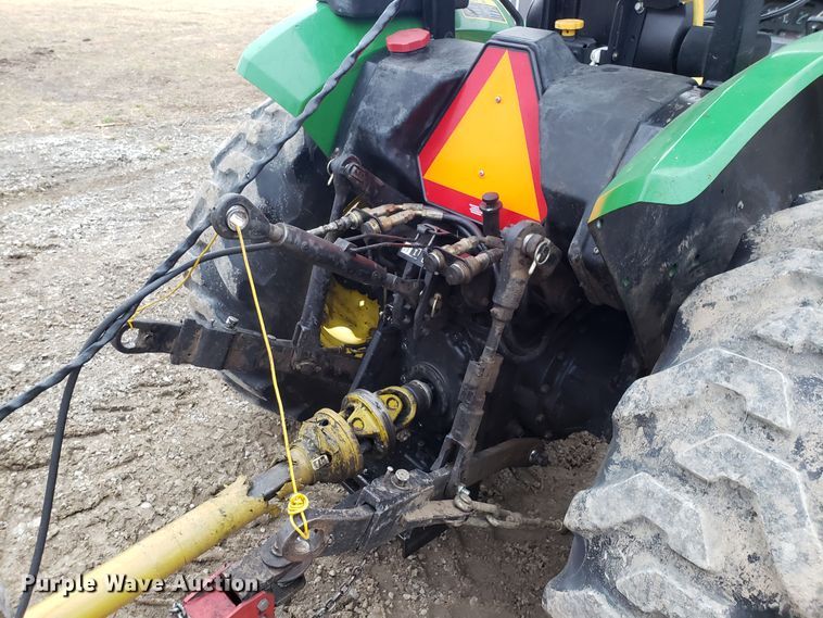 image for item EZ9066 1997 John Deere 5300 tractor