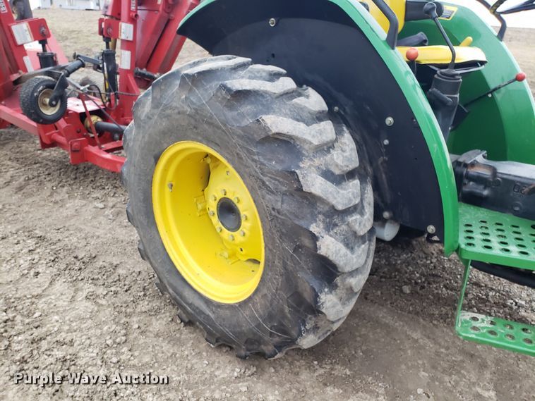 image for item EZ9066 1997 John Deere 5300 tractor