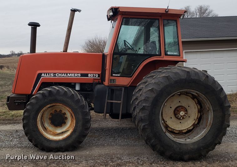 image for item EZ9068 1983 Allis Chalmers 8070 MFWD tractor