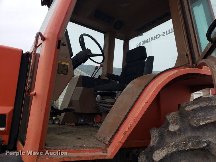 image for item EZ9068 1983 Allis Chalmers 8070 MFWD tractor