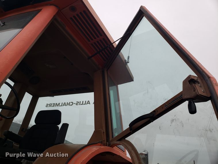 image for item EZ9068 1983 Allis Chalmers 8070 MFWD tractor