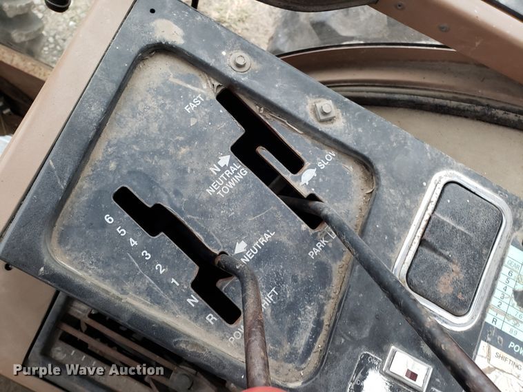 image for item EZ9068 1983 Allis Chalmers 8070 MFWD tractor