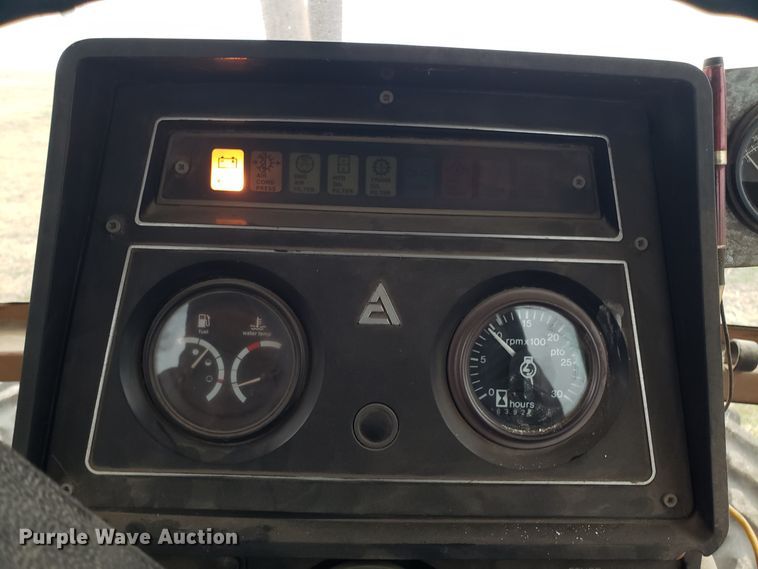 image for item EZ9068 1983 Allis Chalmers 8070 MFWD tractor