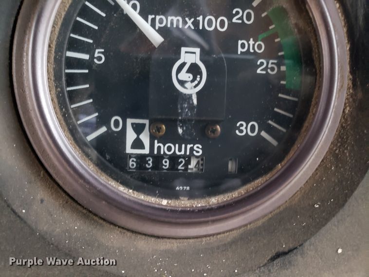 image for item EZ9068 1983 Allis Chalmers 8070 MFWD tractor