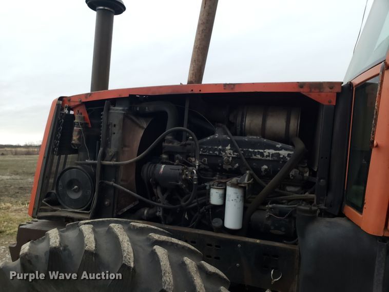 image for item EZ9068 1983 Allis Chalmers 8070 MFWD tractor