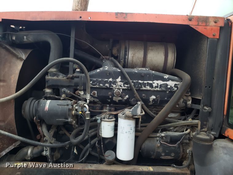 image for item EZ9068 1983 Allis Chalmers 8070 MFWD tractor