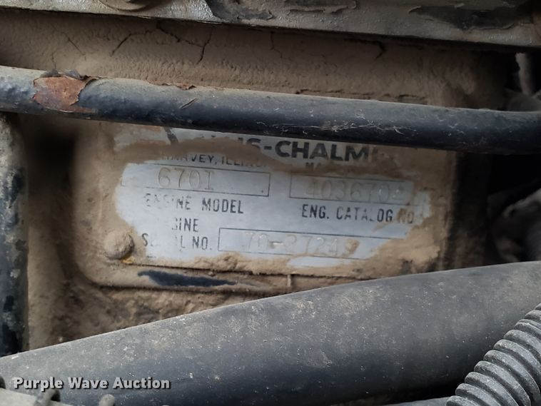 image for item EZ9068 1983 Allis Chalmers 8070 MFWD tractor