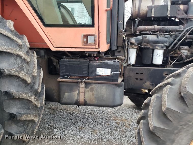 image for item EZ9068 1983 Allis Chalmers 8070 MFWD tractor