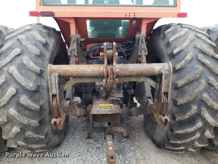 image for item EZ9068 1983 Allis Chalmers 8070 MFWD tractor