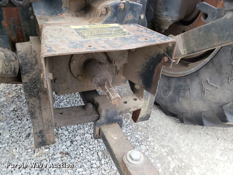 image for item EZ9068 1983 Allis Chalmers 8070 MFWD tractor