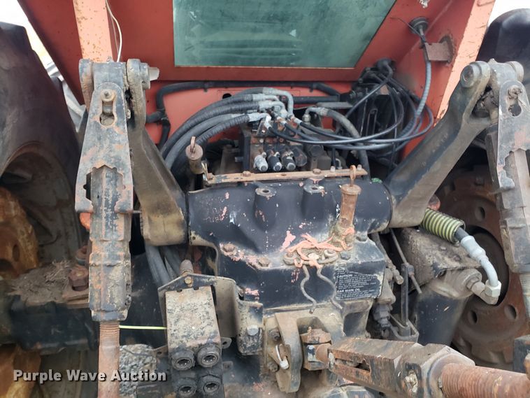 image for item EZ9068 1983 Allis Chalmers 8070 MFWD tractor