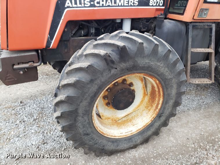 image for item EZ9068 1983 Allis Chalmers 8070 MFWD tractor