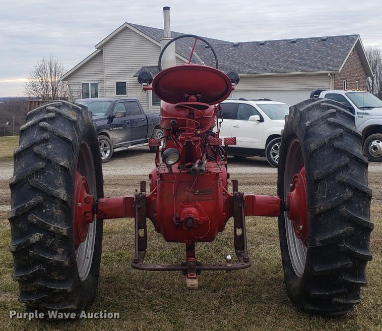 image for item EZ9075 Mccormick Farmall M tractor