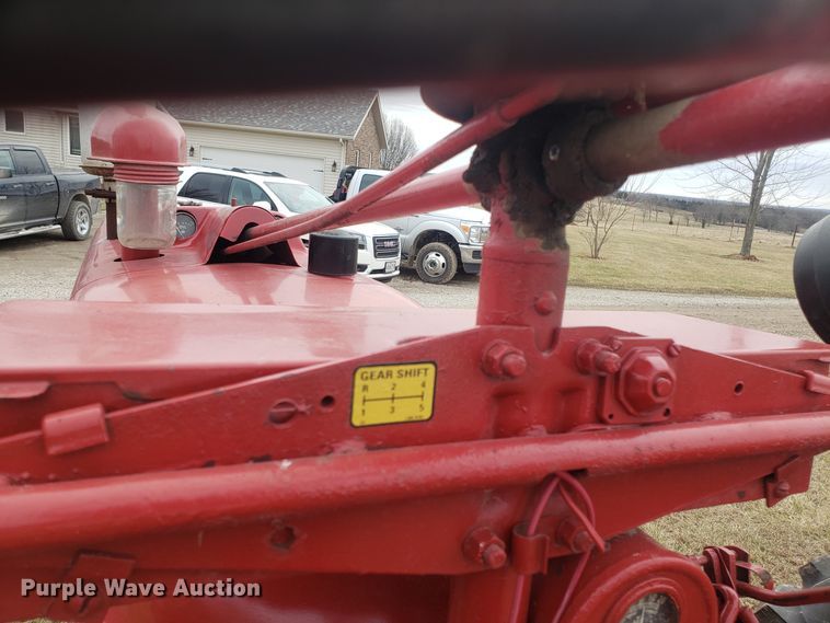 image for item EZ9075 Mccormick Farmall M tractor