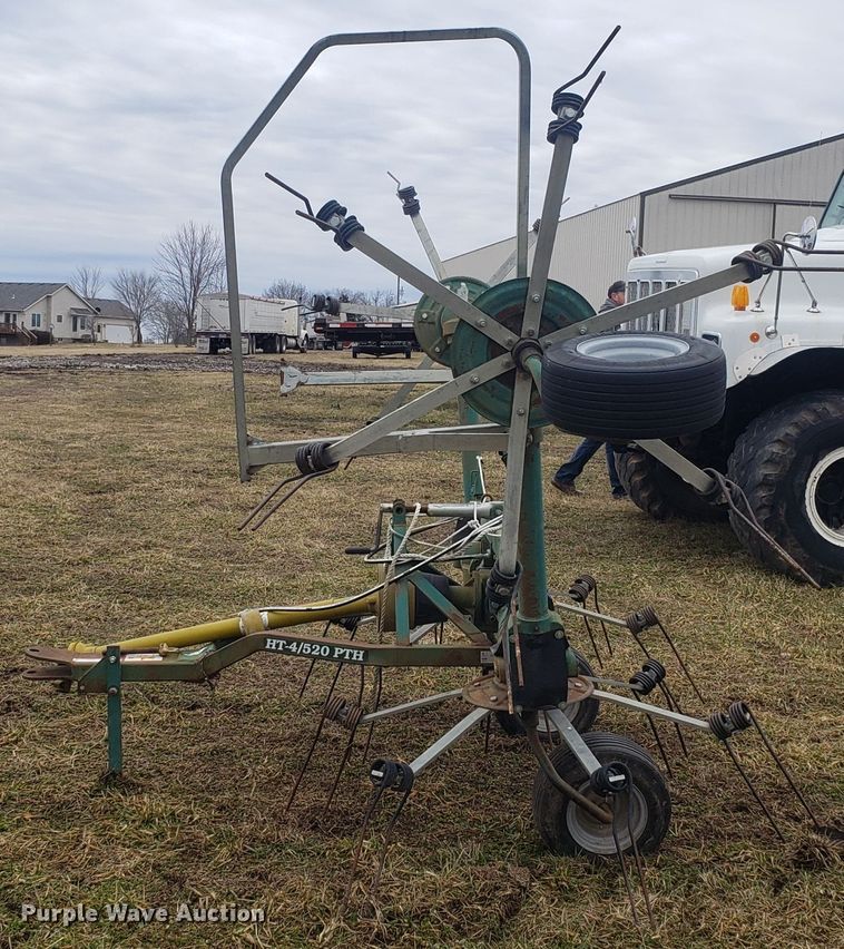 image for item EZ9077 Sovema HT-4/520PTH tedder