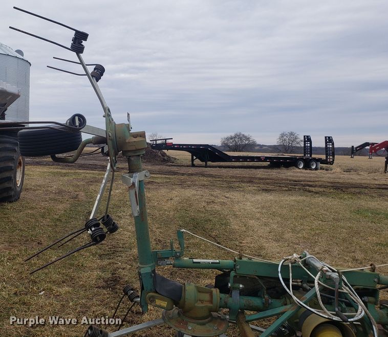 image for item EZ9077 Sovema HT-4/520PTH tedder