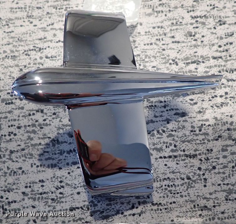 image for item FF9355 1958 Massey-Ferguson 65 tractor