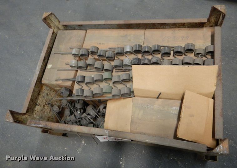 image for item FU9098 (268) Art's Way Manufacturing double fingers