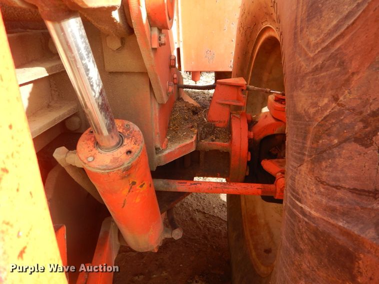 image for item GG9516 Case 2470 4WD tractor