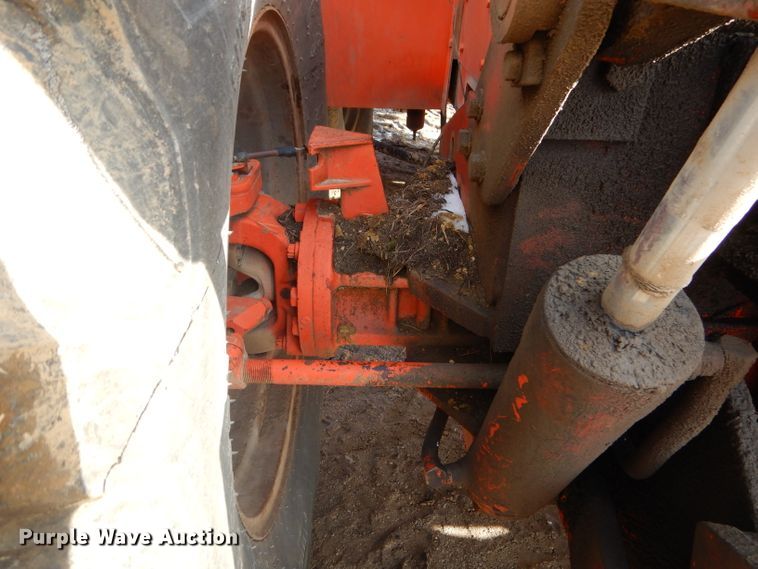 image for item GG9516 Case 2470 4WD tractor