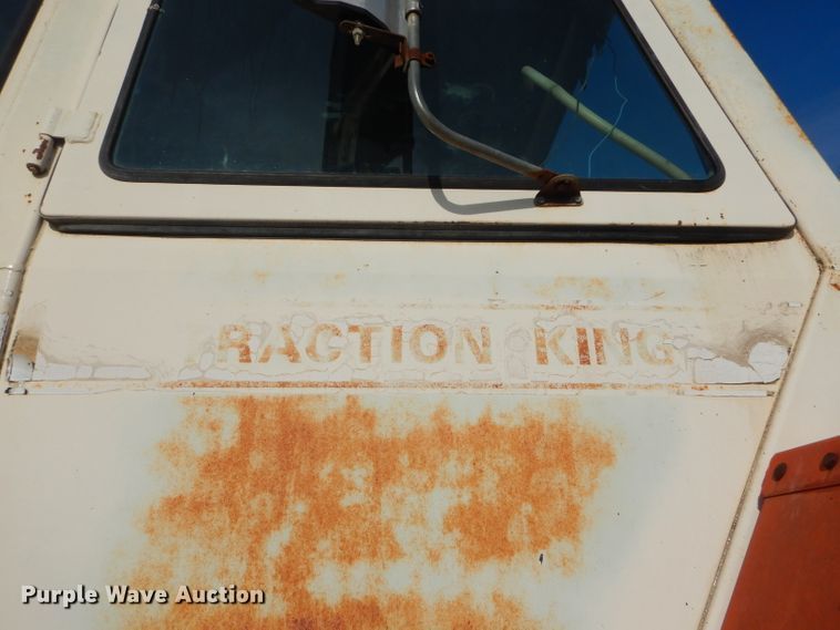 image for item GG9516 Case 2470 4WD tractor