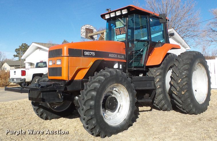 image for item H1253 1997 AGCO Allis 9675 MFWD tractor
