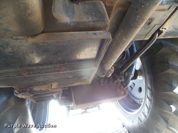 image for item H1253 1997 AGCO Allis 9675 MFWD tractor